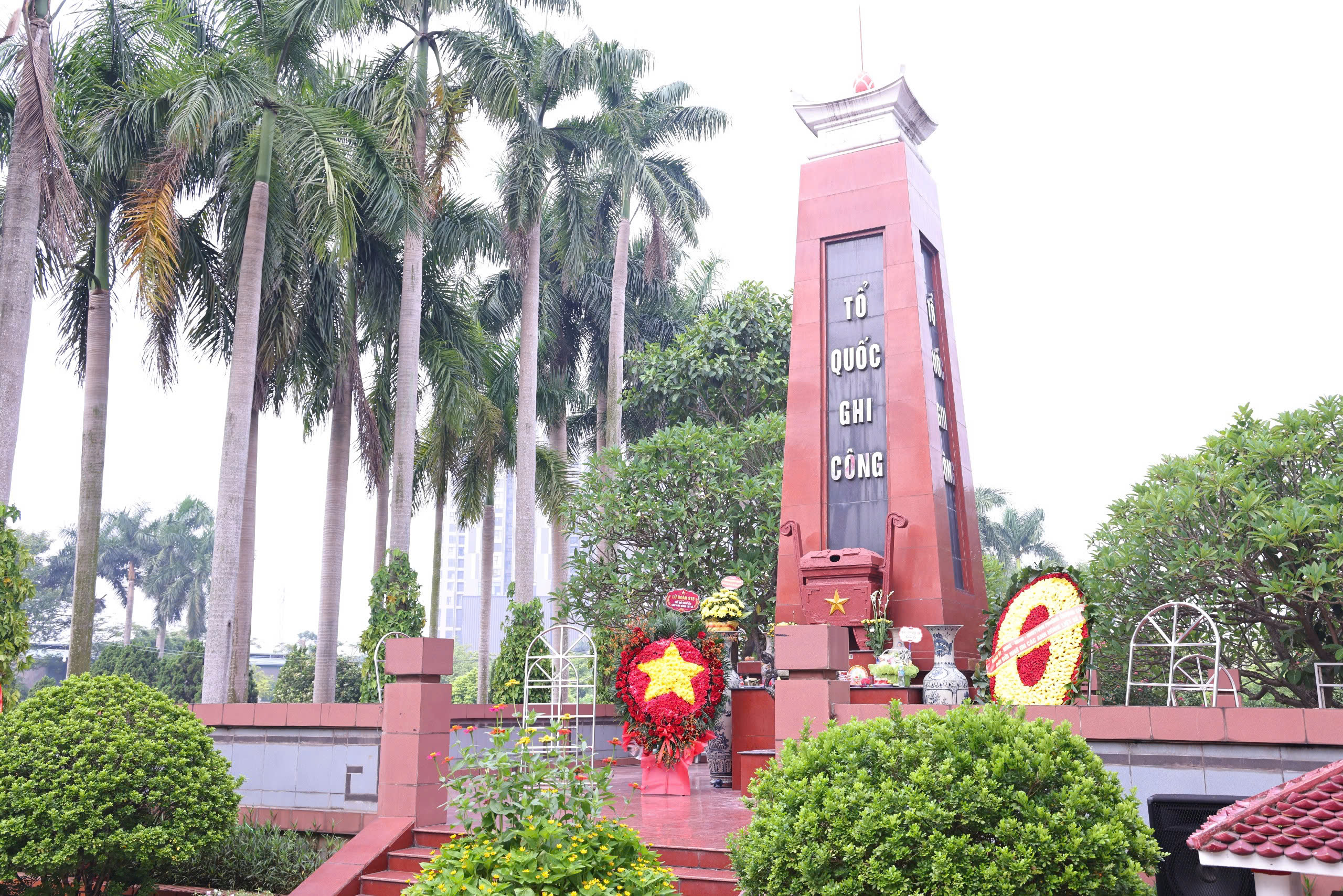 Tri ân các Anh hùng liệt sĩ, Bà mẹ Việt Nam Anh hùng